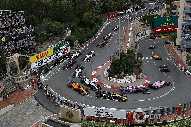 f1_play's tweet photo. How do you fancy winning a VIP experience for 2 to the @F1 BRITISH GRAND PRIX?

All you have to do is correctly predict all questions at https://t.co/6y4A49ybqT for the @F1 GRAND PRIX DE MONACO this weekend!

Top tip -  Max Verstappen set the lap record last year in the Red Bull! https://t.co/YvdyKycxuO