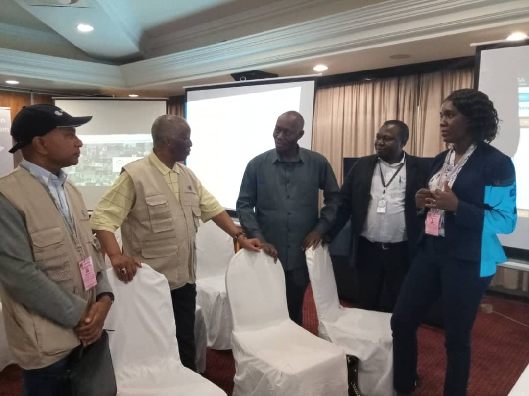 mHubMW's tweet photo. @NICEMalawi briefing Former President of #SouthAfrica His Excellency Thabo Mbeki and Commonwealth observer team on #ElectionSituationRoom and real time data reporting systems 4 quick intervention. Ensuring credible #MalawiElections2019. #MalawiDecides2019  @electionsmalawi @OSISA https://t.co/iQam6CpcWJ