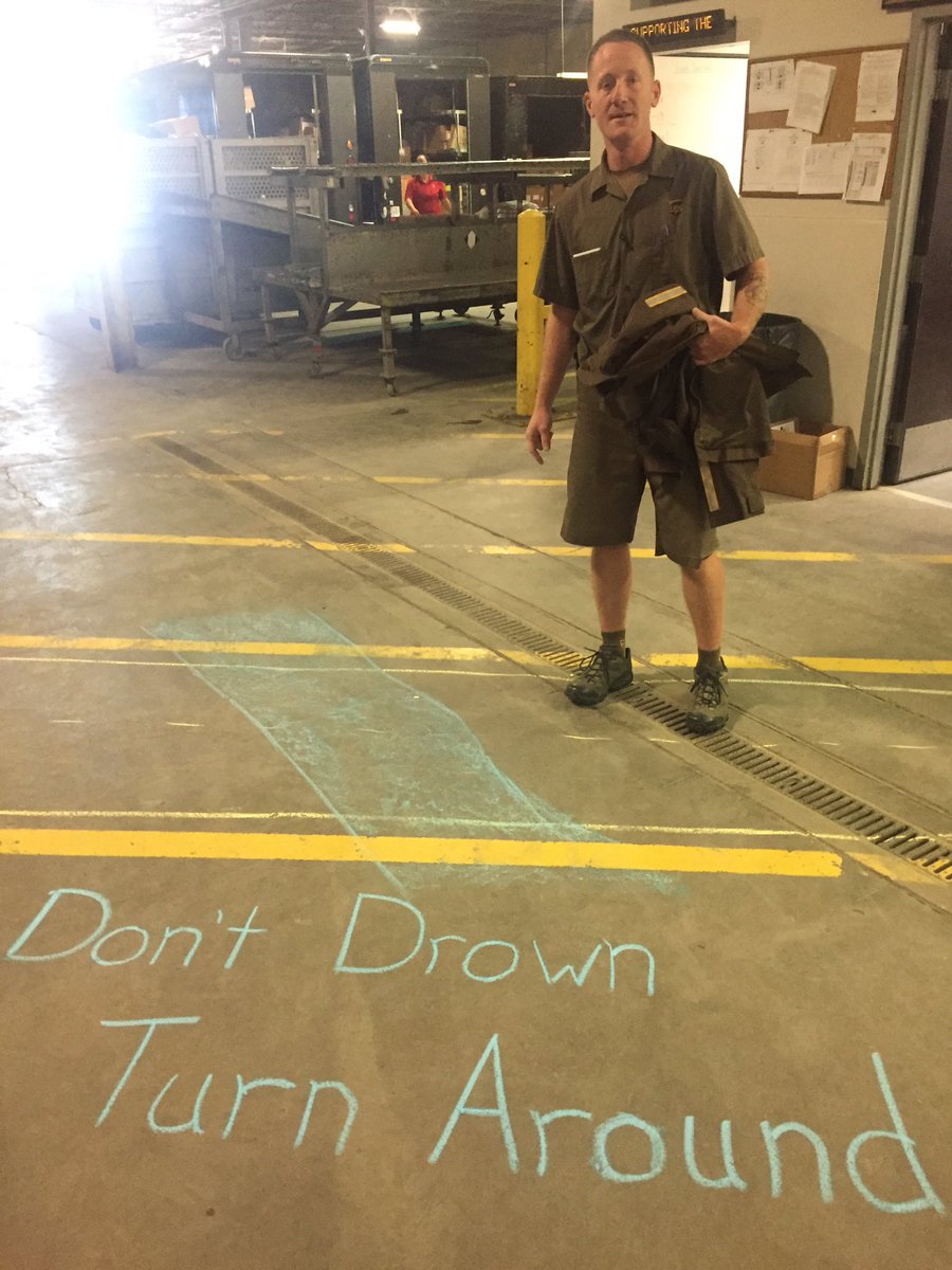 UPStopekasafety's tweet photo. Flash Flood Warnings - Don’t Drown, Turn Around!!! #cpcdsafety #imasafemaker @chipcook4 @sdaniels3ups @UPSMorganT @waringlester @HooksWardell https://t.co/NxQqH3Ry7o