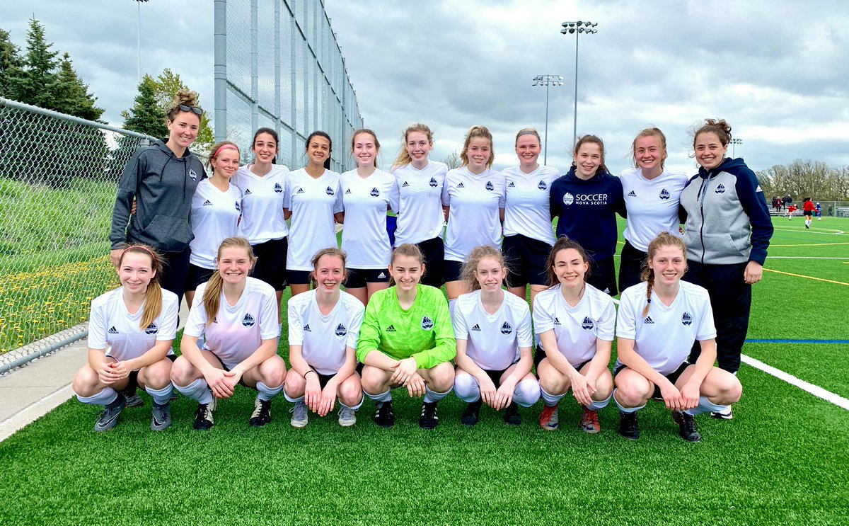 drinazuniccrowe's tweet photo. Last day of competition...Great weekend for our @SoccerNS U18 Girls! A truly positive experience for these young ladies!  @UmbroShowcase https://t.co/GNe9Diclk3