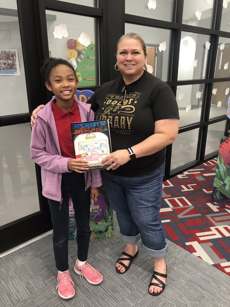bgemedia's tweet photo. Congratulations to Kyla Lawson! She is the creator of this year’s Button Gwinnett yearbook cover! Kyla received a complimentary copy of the yearbook as a reward for her creative entry. #MindsetsUnderConstruction #BGEEagles https://t.co/c42O6OhEv0