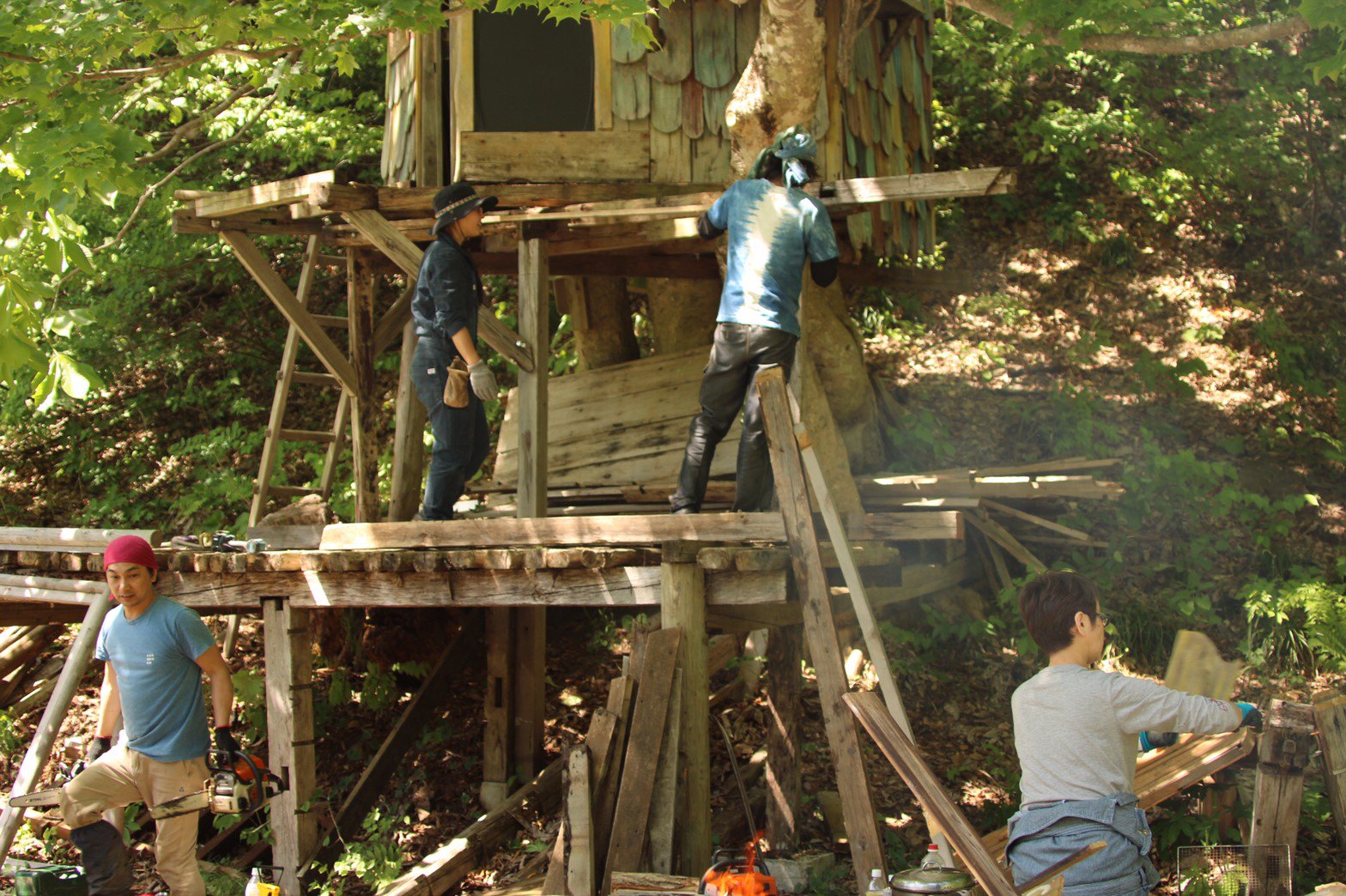 あべゆか よく食べよく働く ツリーハウス ワークショップ 山形 小屋解体 焚き火 あべゆか よく食べよく働く ツリーハウス ワークショップ 山形 小屋解体 焚き火