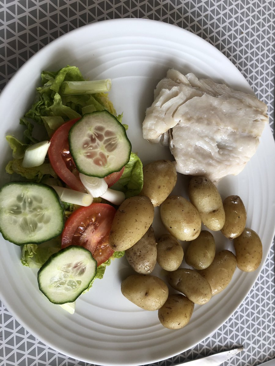 SlimMichellepw's tweet photo. Here are some lovely tasty meals I enjoyed over the weekend. 1 st will be mine soon @fayswhamstead @SlimmingWorld @AldiUK @Frylighthq @nemo_p75 #slimmingworld
#notadiet
#SwAstonUniRec
#SwPerryBarr
#SlimWithMichellePW
#back2target
#weightloss
#healthyeating #frylight #aldi https://t.co/G7jrtRDI0Y