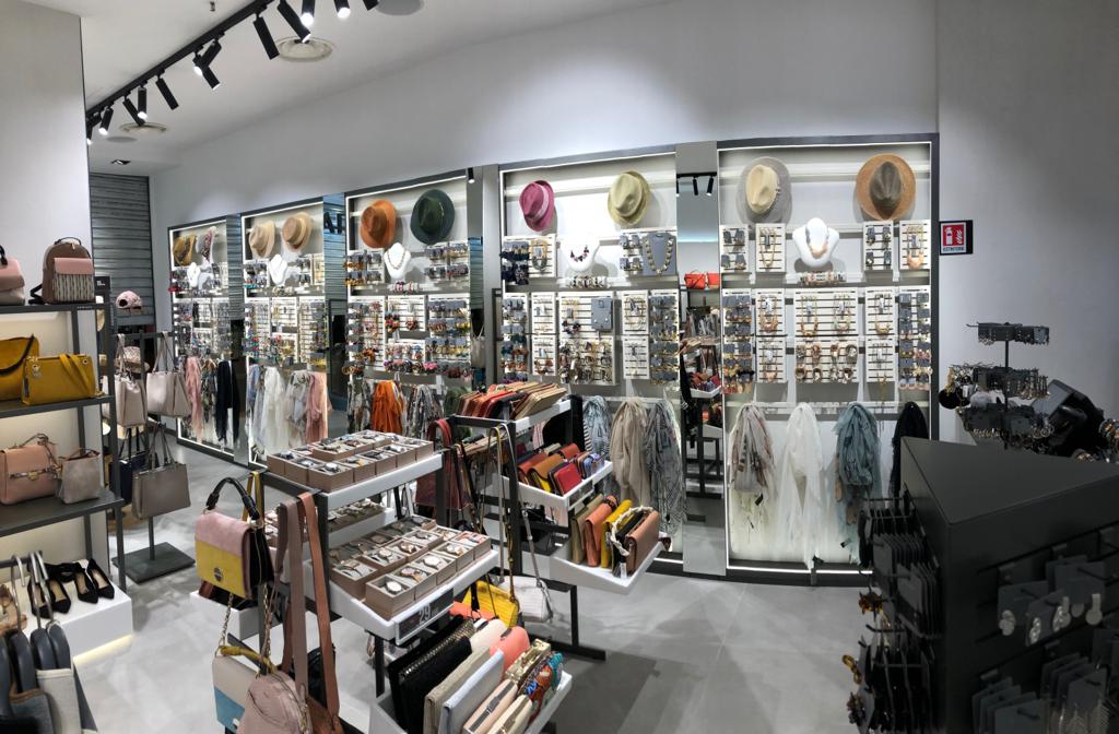 - Nuova apertura -

Un altro punto vendita <a href="/PARFOIS_/">PARFOIS</a>  a #Udine al Centro <a href="/CittaFiera/">Città Fiera</a>