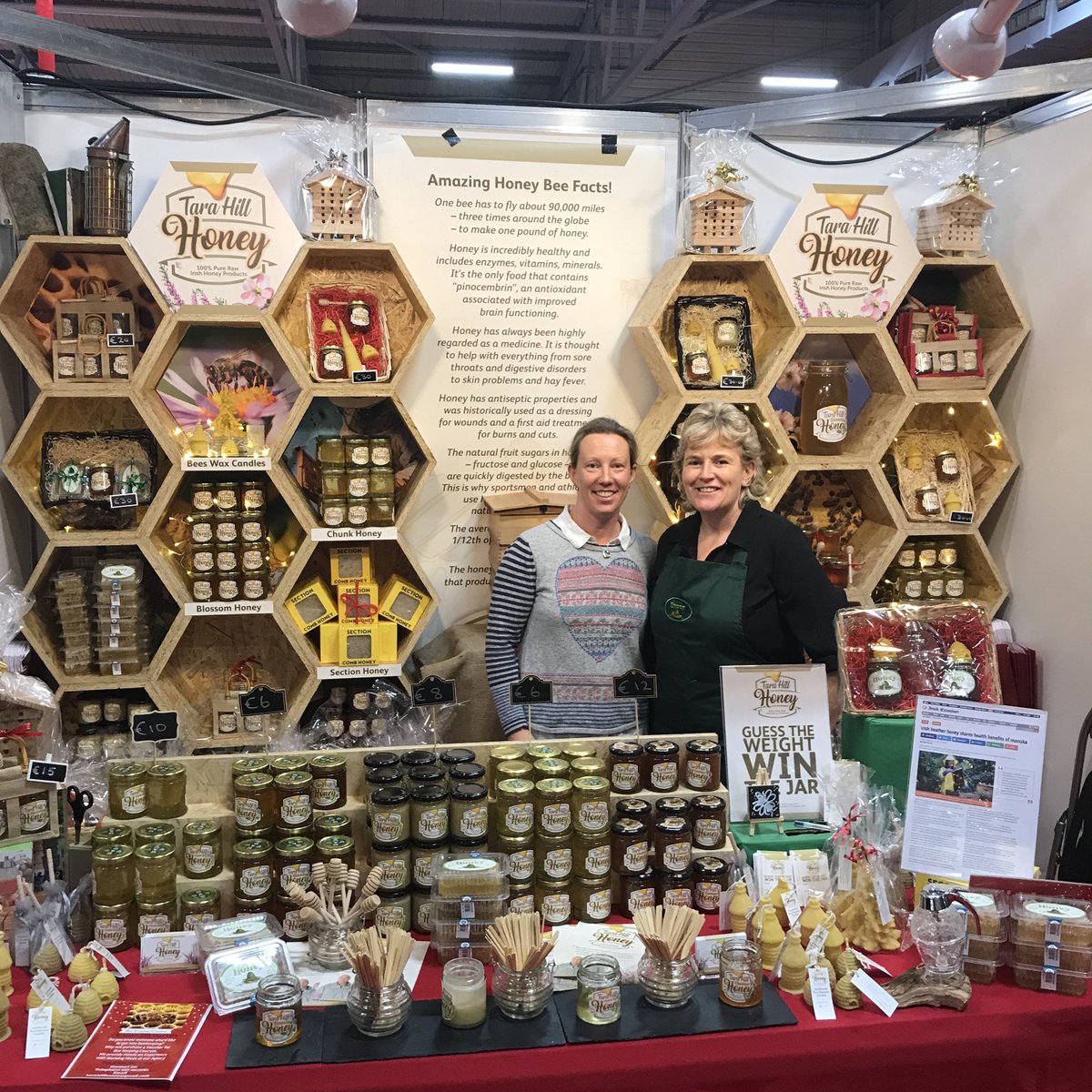 fionasfood4life's tweet photo. Did you know today is World Bee🐝 Day?  I use @tarahillhoney in my cookery demonstrations - raw Irish honey😍 Today's recipe is homemade Nutella #WorldBeeDay2019 https://t.co/qWVN3t0V9Y https://t.co/frR5BJzStr