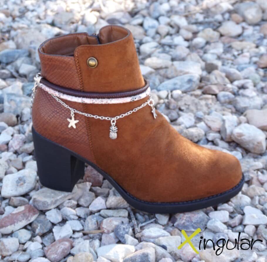 XingularDesign's tweet photo. PULSERAS
¿Para tu muñeca? No, para tus botas 😉
Dale un toque personal a tus botas con los diseños únicos y exclusivos de #Xingulardesign
Consigue las tuyas 👉 https://t.co/ZGoThtvjs7 #soyxingular https://t.co/0OeelnmFfn