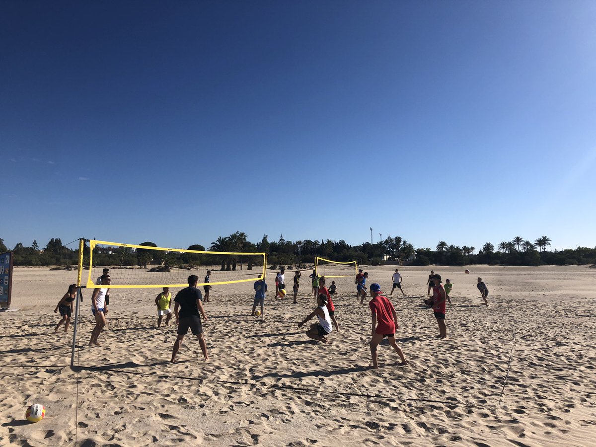 JLMartinToro's tweet photo. Tiempo de voley playa! 🏐🏖 #TAFAD #voleibol #torneocartas 
@DXTformacion https://t.co/wkyFp9zaz1