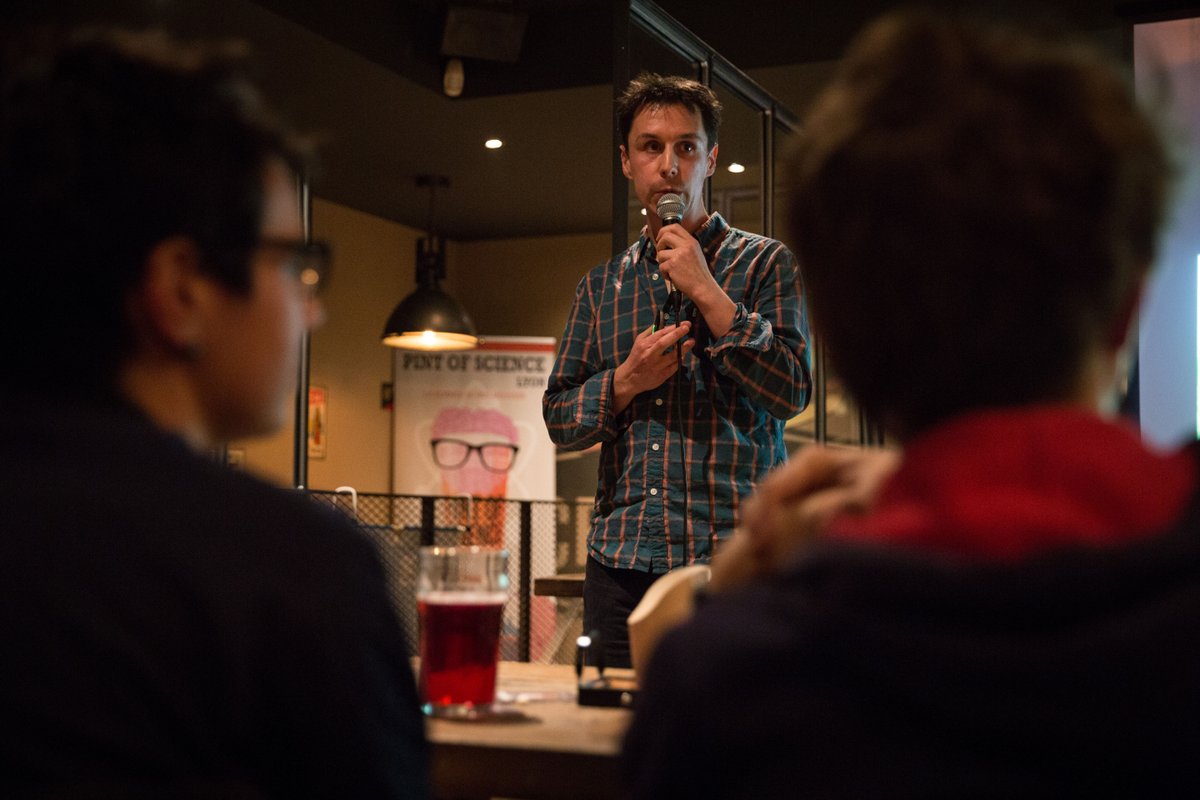 PopSciences's tweet photo. 🍻 PINT of SCIENCE | #int19
Ça commence aujourd'hui ! 😁
Le principe : rencontrer la #science et les #scientifiques hors des murs du laboratoire, autour d'une #bière 🍺 !
Bonne nouvelle, il reste encore des places !
Informations & réservations ⤵️⤵️
https://t.co/r6PJ9lOQrW https://t.co/QWjQ8uJfHb