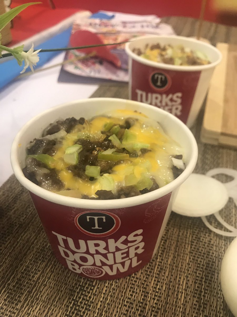 SashimiMonster's tweet photo. Food Crawling with @notty_romero @ariellalisan @avelmanansala @mskyriemoon @RalphLA87 @chixandtell at @SMGeneralSantos
#LocalGuidesSox #LetsGuide #SMFoodCourtXLocalGuides #MallingIsMoreFunInThePhilippinesAtSM https://t.co/3ftssprE3e