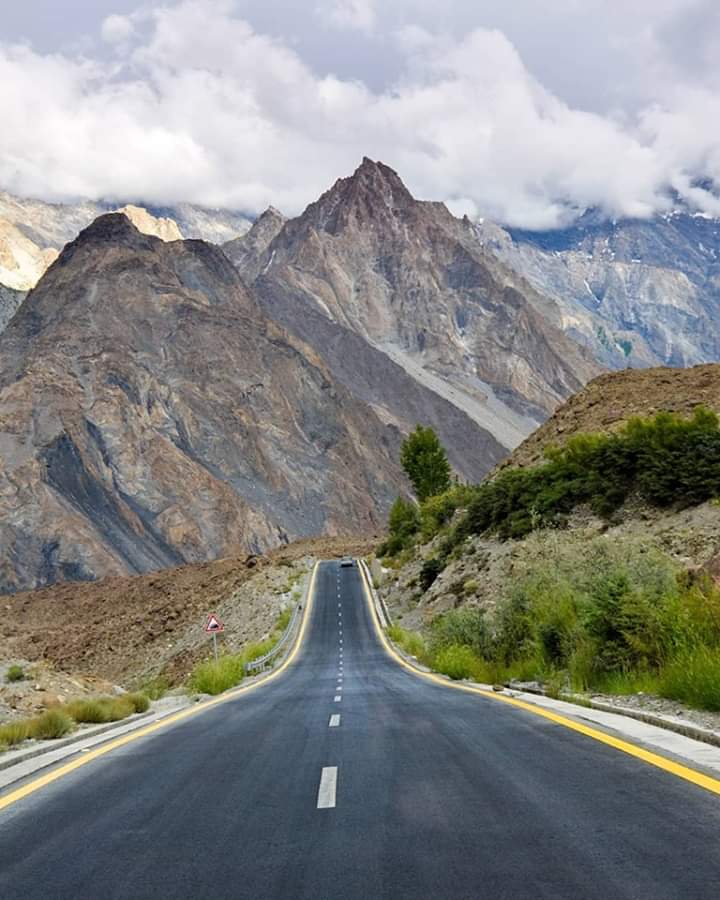 PakistanTours1's tweet photo. What an amazing view of "Passu Cones"
Upper Hunza, Gojal 💕
Join Us On 5Days #Eid #Trip To #Besham #Chilas #GilGit #Hunza #Passu #Sust &amp; #KhunjrabPass OnlY in Rs;17000 Per Head
Service Included: Private Transport + Hotels + Taste Foods + Photography
For Booking:0313-6992324 https://t.co/NQ0xt7rXjP