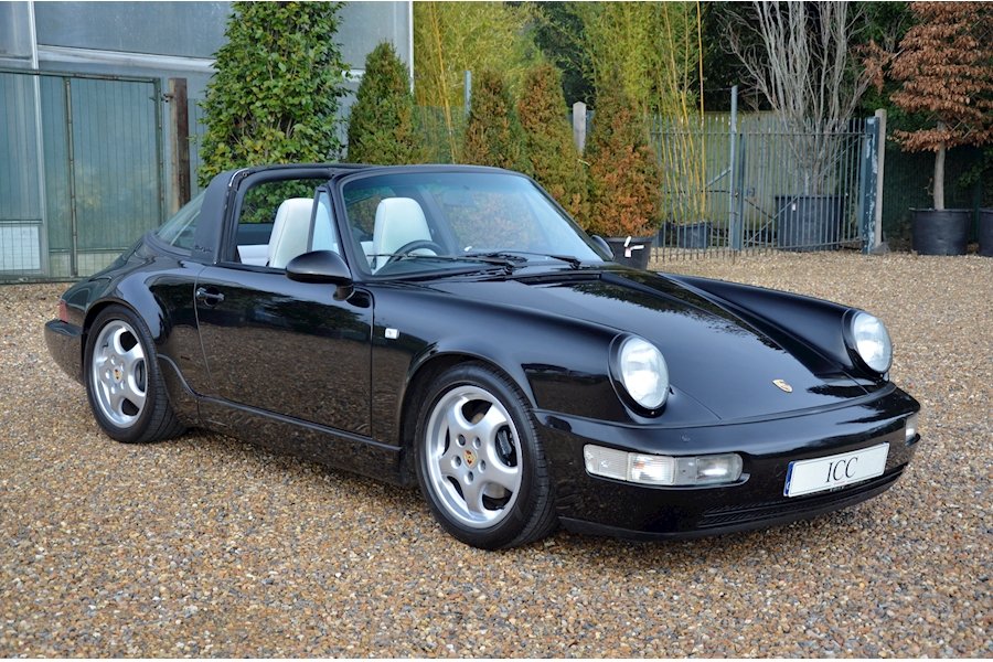 nussbaumlifts's tweet photo. Cars we want to lift: This Porsche 911 Turbo 3.6, also known as the Porsche 964; it was manufactured and sold between 1989 and 1994. It was designed by Benjamin Dimson, it was the first car to be offered with Porsche's Tiptronice automatic transmission. https://t.co/yJYWrQPJOe