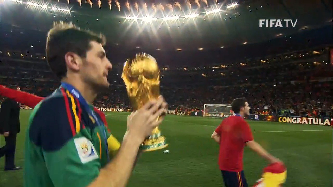 Happy 38th birthday to Iker Casillas One of the greatest goalkeepers of all time  