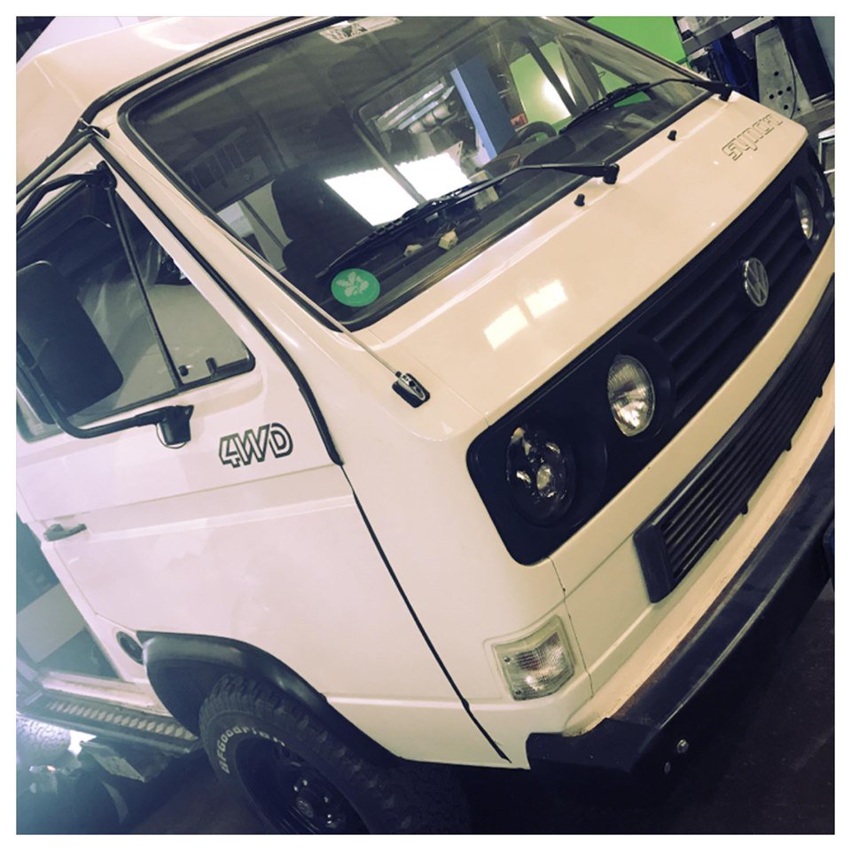 coastvwcampers's tweet photo. We've just finished fitting these LED headlamps to this Volkswagen T3 16" Syncro which is currently in the CoastVW workshop…..looking good!
#vwt3syncro #vwt25syncro #coastvw #vwt3services #vwsyncroservices #southwestvolkswagenservices #devonvolkswagenservices #vwcampervans https://t.co/GMqs4F1Yhc