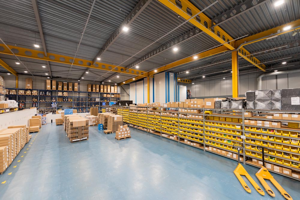 REVEB_Lighting's tweet photo. GKN Fokker Elmo provides advanced aircraft systems, parts, and integrated services. Recently we replaced all fluorescent lighting with our intelligent LED lighting on one of their locations.
Read our new Case Study here> https://t.co/c5ohXNcR27 https://t.co/jOs3H8Eq7X