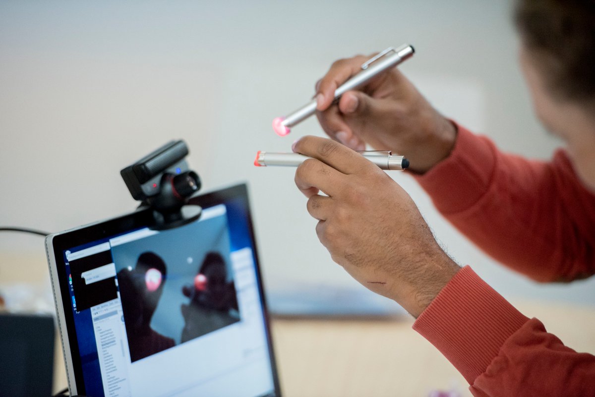 WayneMcGregor's tweet image. Dance artists in England, you have until 5pm to apply to join #QuestLabNetwork in 2019! Our dance/tech artist development programme includes a 2-week residency at Studio @WayneMcGregor. Find out more: waynemcgregor.com/questlab-netwo…
Images: Camilla Greenwell
