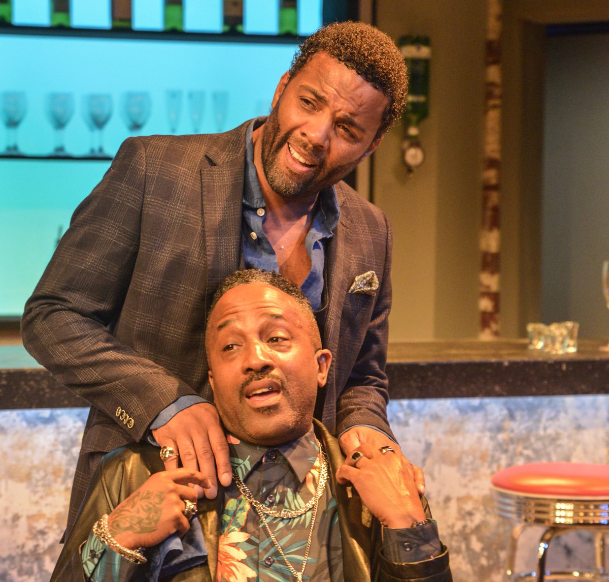 Hamps_Theatre's tweet photo. ‘An excellent, absorbing watch’
@ebonyonlinenet awards #HTTheFirm ⭐️⭐️⭐️⭐️

Read Review: https://t.co/0Y71ued3qF
Book Tickets: https://t.co/lLCaKDqIMq https://t.co/sZpFartEU0