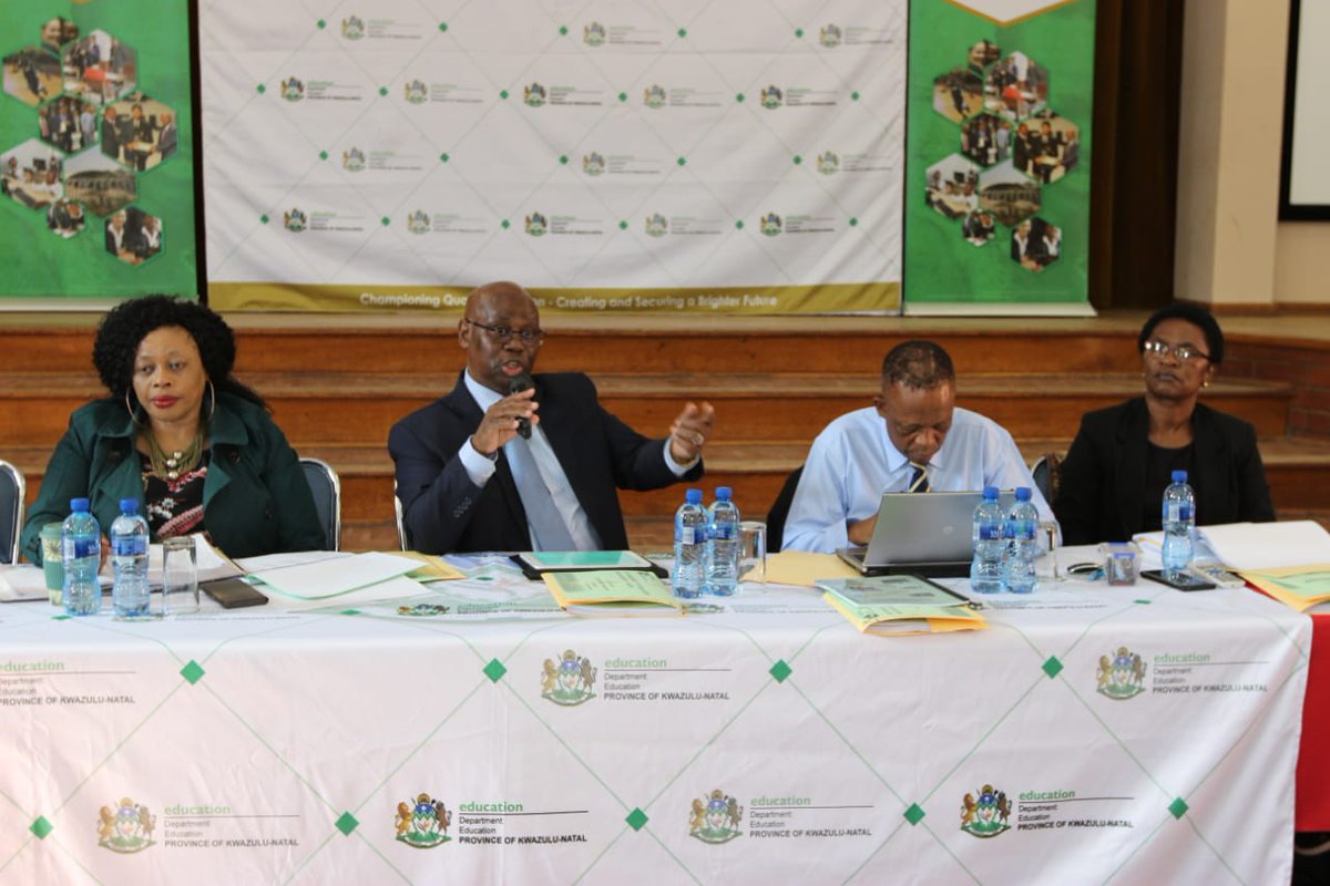 DBE_KZN's tweet photo. HOD outlining the purpose of the meeting where he also commended the District for their Performance for #2018NSC. 
Discussion: Ways to Improve the Results further in order to produce #QualityOutput, end of 2019. #AcademicImprovementPlan @DBE_KZN @ElijahMhlanga @DBE_SA @UmalusiSA https://t.co/zcSEeoEDAy
