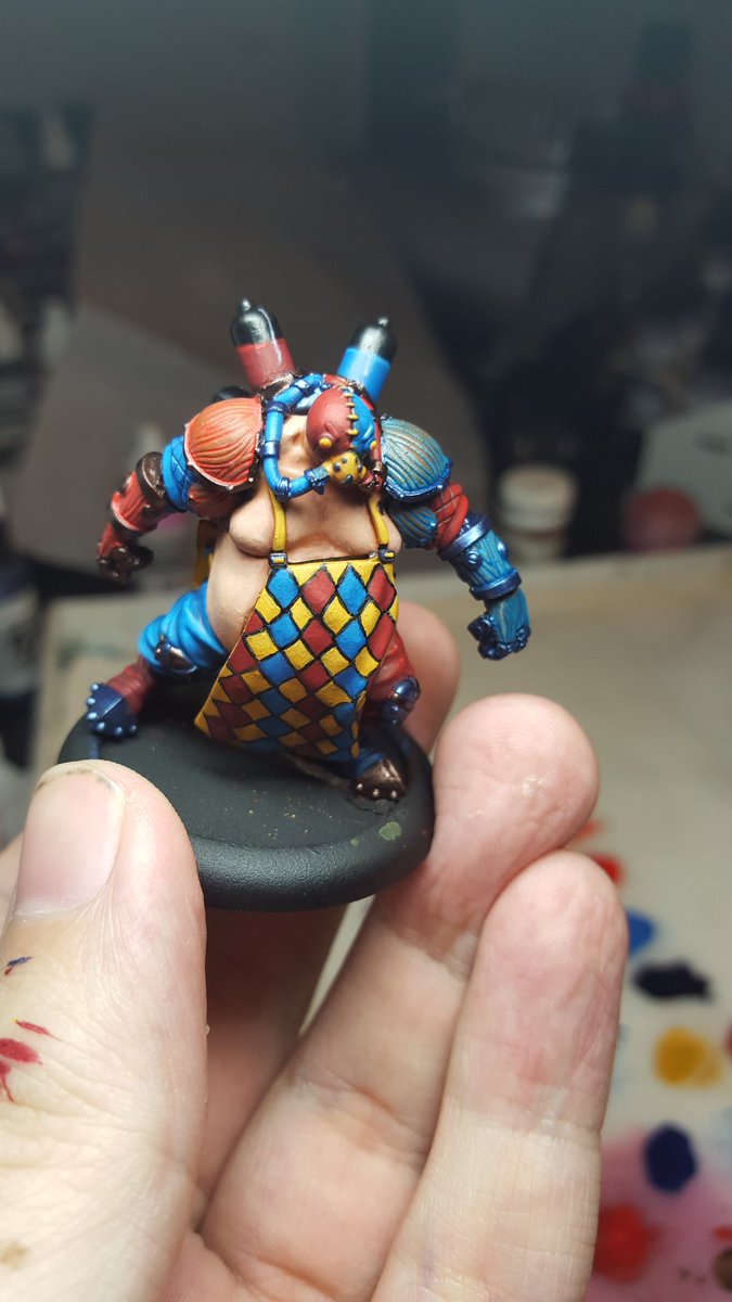 DeathsBlueHat's tweet photo. Compound for my guild ball alchemists. #miniaturemonday #miniaturepainting https://t.co/v0Rq8e3aRI