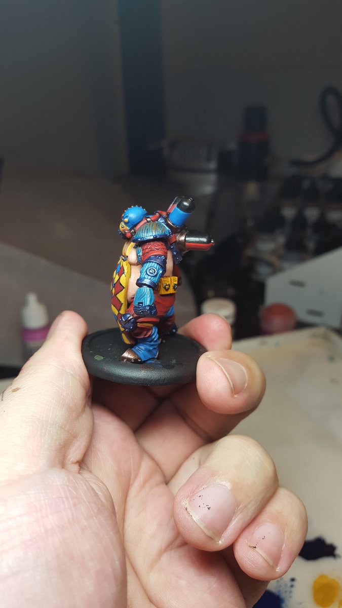 DeathsBlueHat's tweet photo. Compound for my guild ball alchemists. #miniaturemonday #miniaturepainting https://t.co/v0Rq8e3aRI