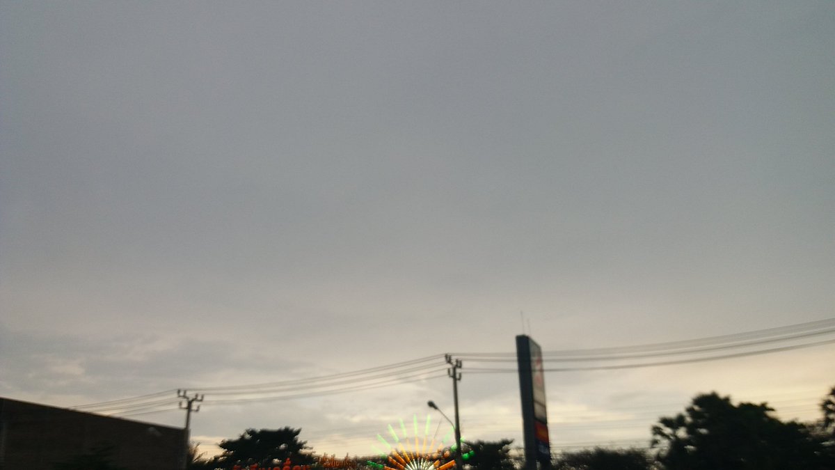 วายุ tweet media