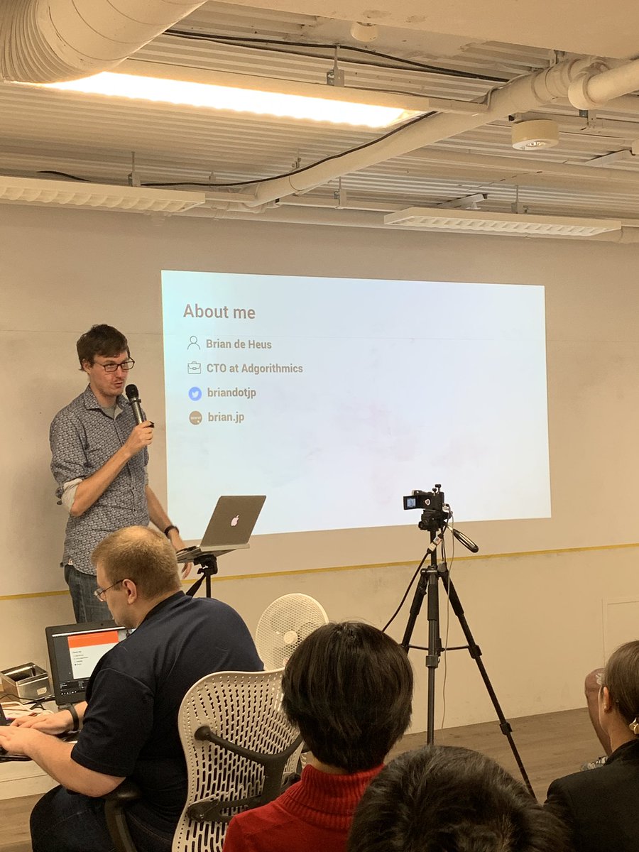 yanarchy's tweet photo. Our ceiling isn’t low. @briandotjp just makes everyone and everything look tiny. #ccminiconf https://t.co/WDRVNzwdIJ