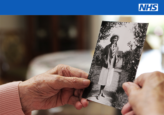 NHSuk's tweet photo. It's #DementiaActionWeek. We can all help with dementia. Small steps can make a real difference, such as helping friends and neighbours understand the challenges faced by people with dementia. For more advice visit our page: https://t.co/DfWkqC1TJw https://t.co/q5mq71E5iK