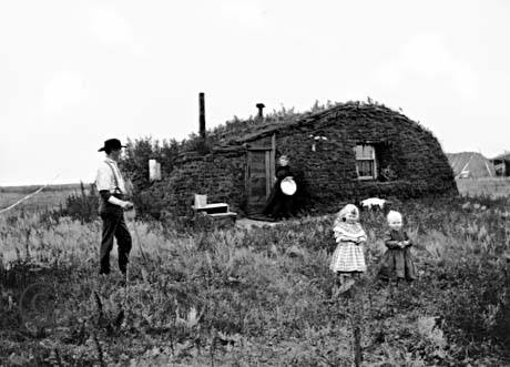 Today in 1862-during the #CivilWar-POTUS #AbrahamLincoln signed the #HomesteadAct, which gave 160 acres of public land to any applicant who was the head of a household & 21 years or older, provided that the person settled on the land for five years & then paid a small filing fee.