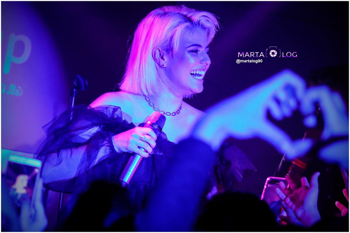 albarecheteam's tweet photo. 📸|| Fotos de @albarecheot2018 ayer en el evento de #TwypParty @twyp_app en el @playclubvlc ✨. Fotos hechas por @martalogfotos (@martalog90) https://t.co/kB3vFqzxCJ