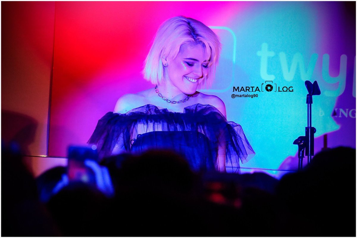 albarecheteam's tweet photo. 📸|| Fotos de @albarecheot2018 ayer en el evento de #TwypParty @twyp_app en el @playclubvlc ✨. Fotos hechas por @martalogfotos (@martalog90) https://t.co/kB3vFqzxCJ