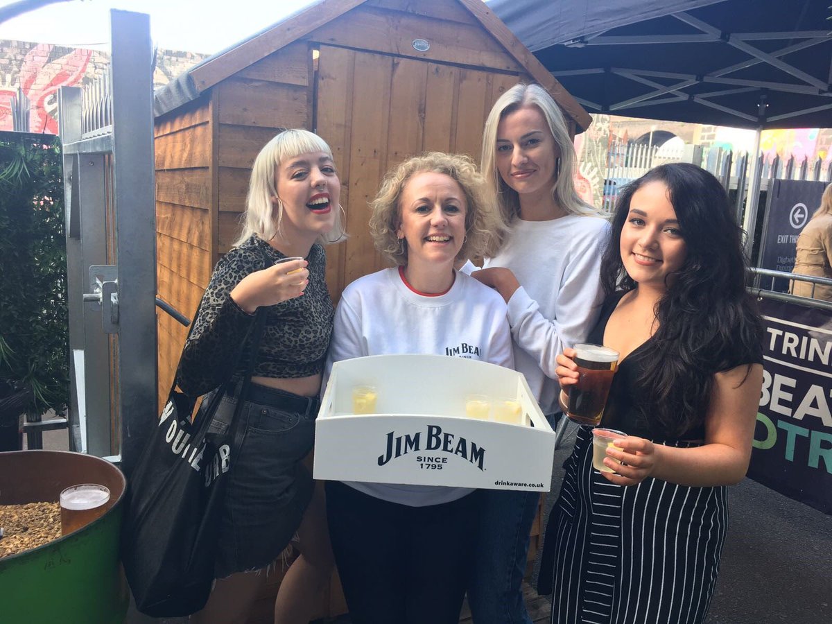 PromoHouseStaff's tweet photo. #tb Promo House are looking forward to a summer of #experiential and #promotionalcampaigns if you’re looking for FAB #promotionstaff to bring your brand to life then get in touch! #eventprofs #summercampaigns #demonstrators #promo #staffingagency #promostaff #promtionalstaffing https://t.co/N9fDyoywMw