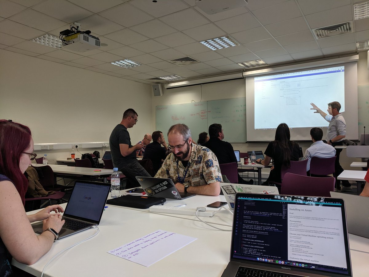 ixek's tweet photo. #RSEHack getting tools and research on the cloud #Azure βοΈ
@azureadvocates β‘β‘β‘
Also can you spot team @mybinderteam ? π https://t.co/m9lB9rzBzZ