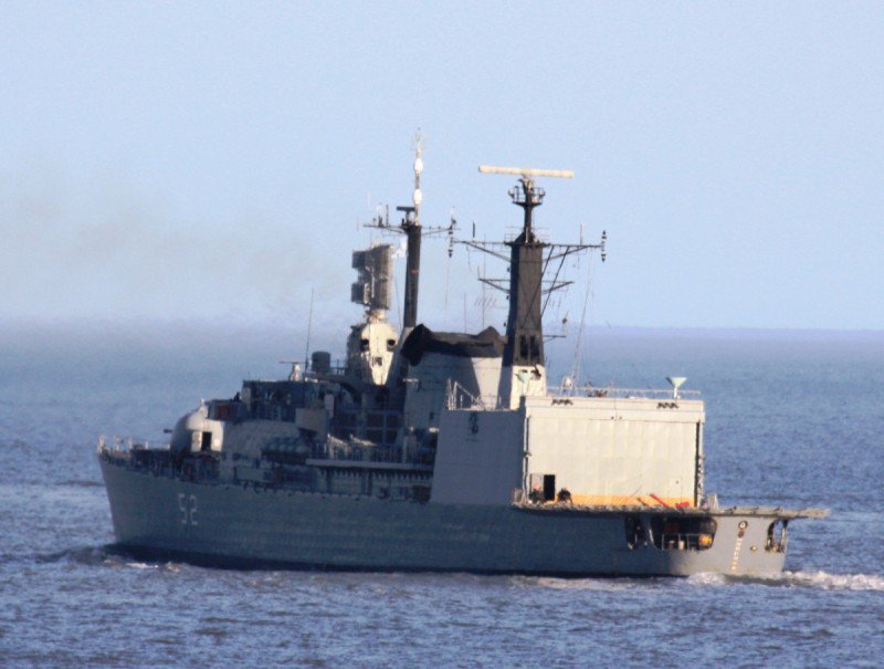 FlMichele69's tweet photo. The last surviving destroyer  #type42 🇬🇧 #ARAHercules ironically it belongs to @Armada_Arg 🇦🇷  today it is used as a transport ship and amphibious assault @RoyalNavy @thinkdefence @D__Mitch @Capt_Navy @Saturn5_ @CllrJamesDawson @Bruce437t @CavasShips @navaltoday @NavyLookout https://t.co/WoNVQJ4xHS