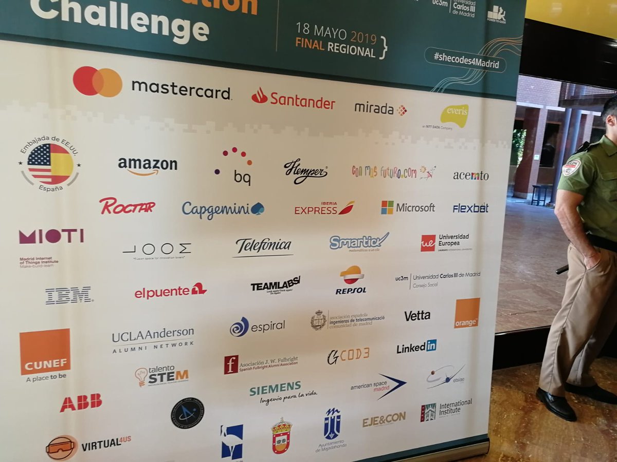 FlexbotKits's tweet photo. Nuestra CEO de #Flexbot https://t.co/3YUaoOs4JR @RoyaChang es jueza en @TechnovationMad, competición regional #Leganés. @empowertocode #SheCodes4madrid #girlsforachange.También ha sido la final de @TechnovationMur,y próximo viernes final de #Canarias. ¡Suerte a cada participante! https://t.co/cwfEUl82M4