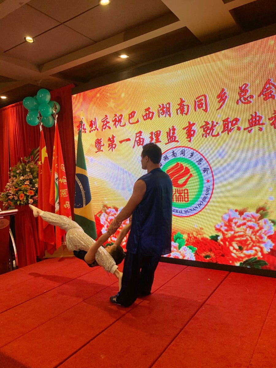 Wushu Dance.
@wushuhouwangfamily

#wushu #hunan #lifestyle #kungfu #china #healthy #fitness #martialarts #mma #dance #acroyoga #saude #Motivation #inspiration