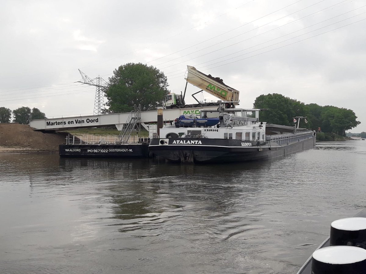 Martens en Van Oord tweet media