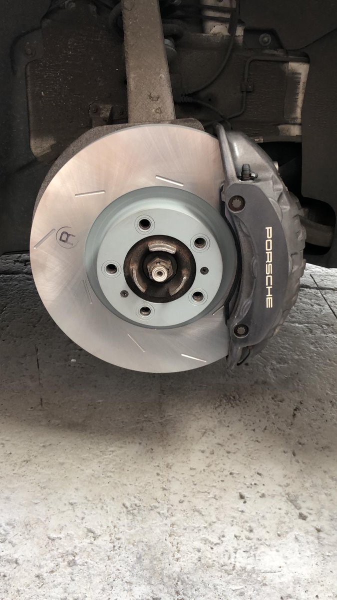 WeissachUK's tweet photo. Panamera in for discs and pads this morning • This worked out £100 a corner cheaper on average compared to 2x Porsche Specialists in Cheshire• We have fitted quality TRW pads and Sebro discs but also supply and fit Genuine Porsche Parts supplied by @Porsche_Chester • #porsche https://t.co/xK9aHCzGPL