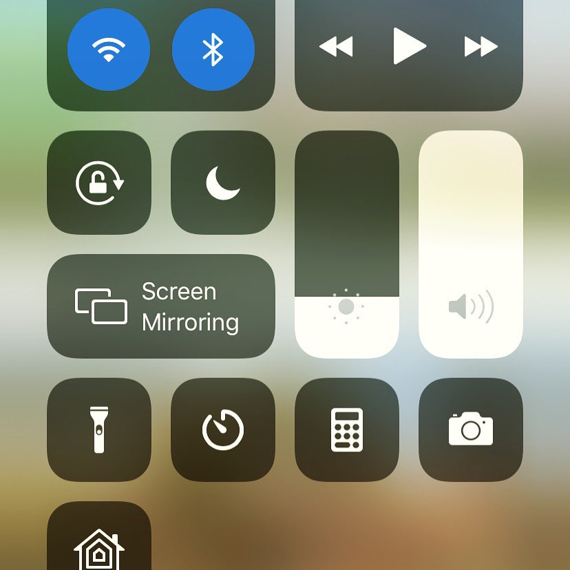 justinloeber tweet media