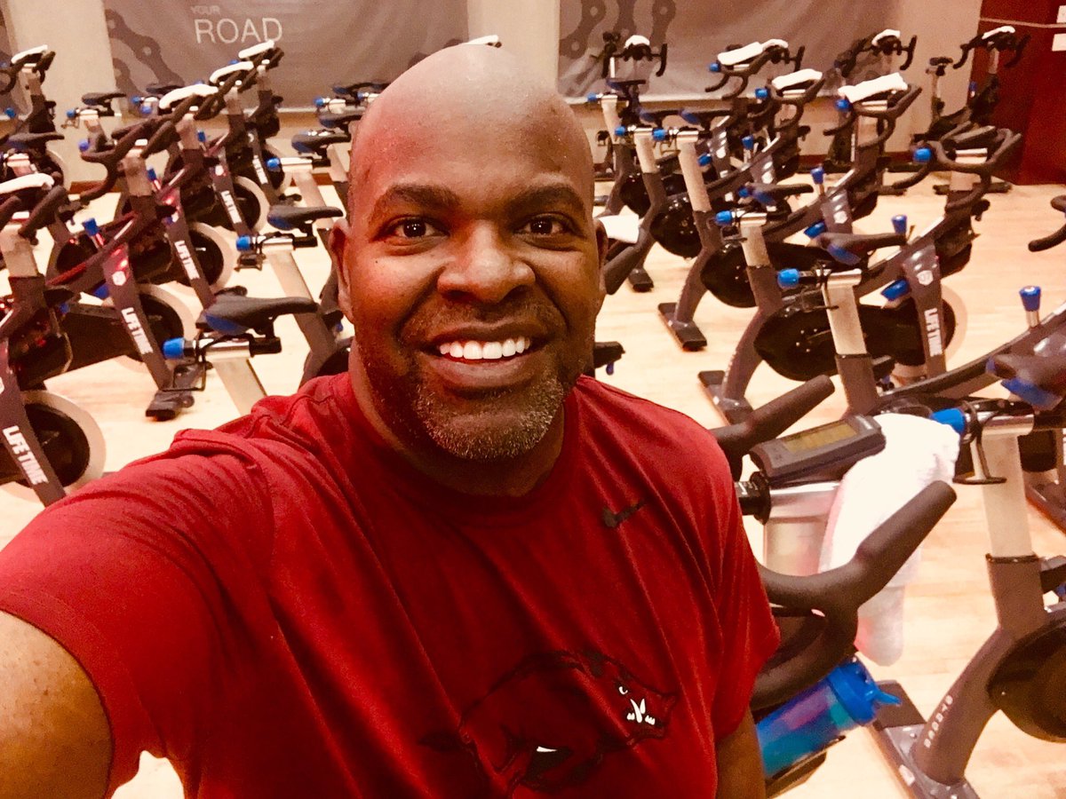 newyscruggs's tweet photo. Got the 5:30 AM spin done. Thx for the #RazorFast swag @coachchadmorris. https://t.co/RblOnhDTCg
