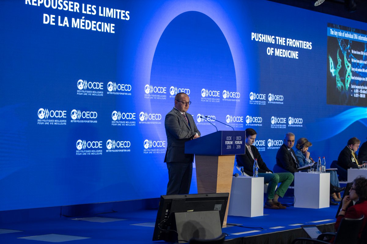 MedirexGroup's tweet photo. Here we go! Our scientist Tomáš Szemes, who is the co-author of the first prenatal TRISOMY test in Slovakia, talks about Pushing the frontier of medicine. Thanks to all of the attendees 👏
#OECD #OECDForum2019 #Medirex https://t.co/xneTByYA6U