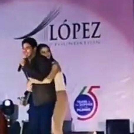 Happiness I love it 😍😍😍👫 #YassiPressman #CocoMartin #CocoYass #FPJAP3Dancer