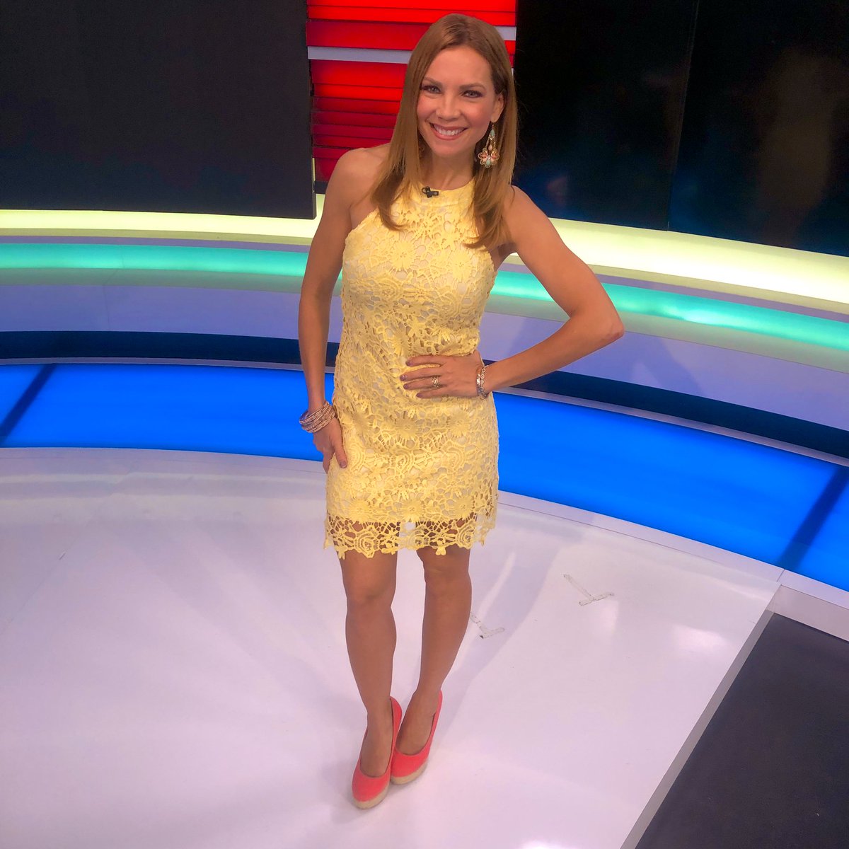 JaceyWPLG's tweet image. Outfit of the Day: Dress 👗 from @amazon &amp;amp; Heels 👠👠 by @SteveMadden from @dsw_us #ootd
