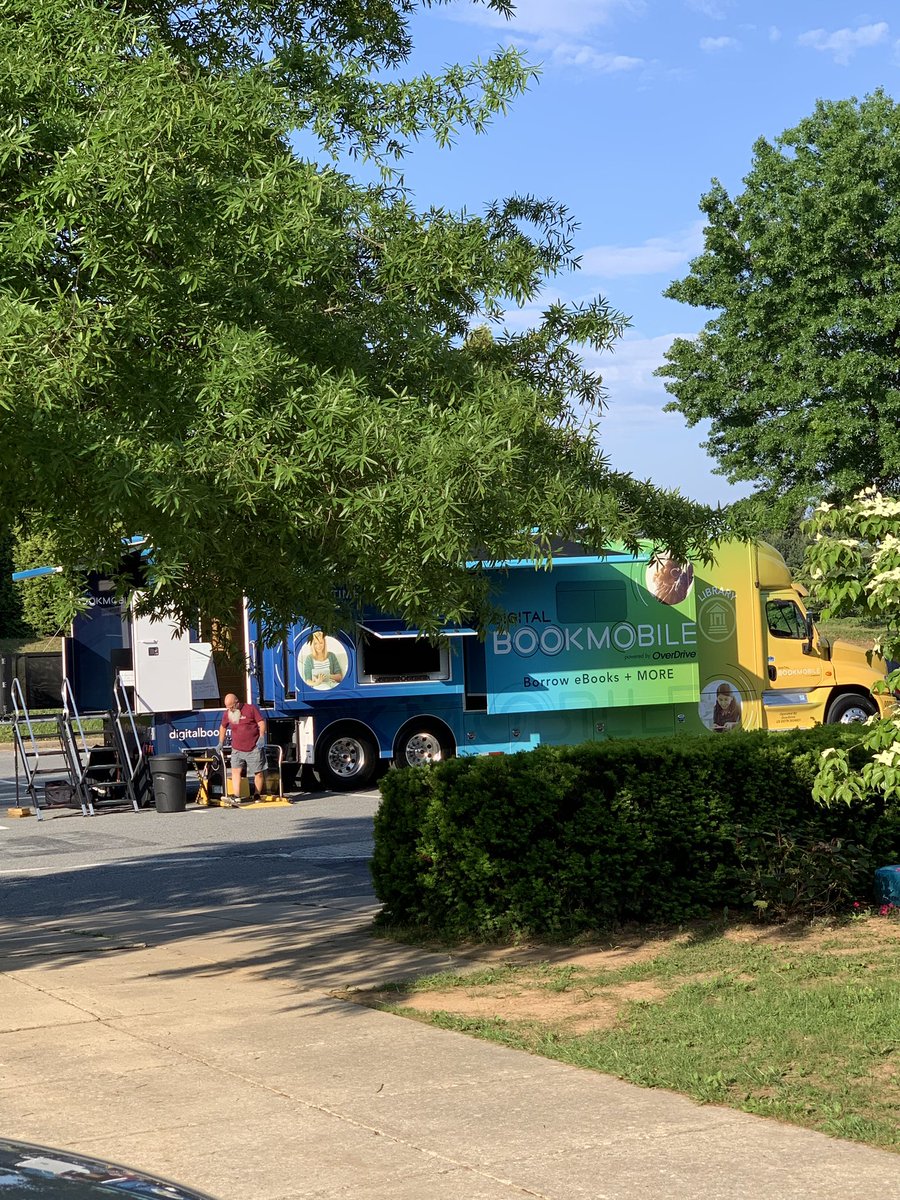 Strawberry Knoll ES (@strawberryknoll) on Twitter photo The SORA digital bookmobile is here! Thank you to <a href="/SKESLibrary/">Knights' Nook</a> for bringing these resources to SKES. <a href="/KnollPta/">Strawberry Knoll PTA</a> The SORA digital bookmobile is here! Thank you to <a href="/SKESLibrary/">Knights' Nook</a> for bringing these resources to SKES. <a href="/KnollPta/">Strawberry Knoll PTA</a>