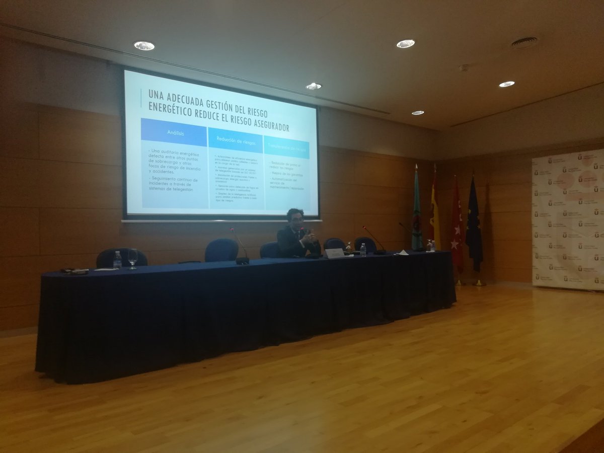 RaquelIbarA's tweet photo. SmartRem Solutions en I Congreso de Big Data y Matemáticas. #ASEPUMA https://t.co/jVaBFgtTV0