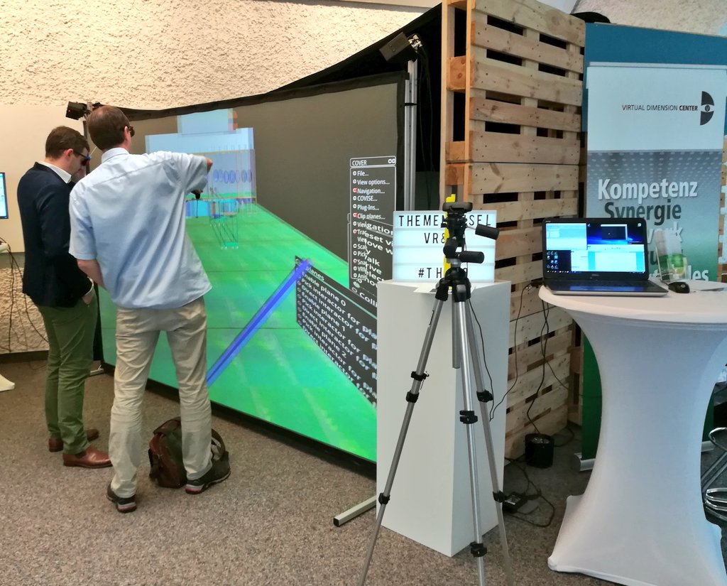 VDC_Fellbach's tweet photo. Themeninsel #VR und #AR mit @VDC_Fellbach und @HLRS_HPC beim Technologietag Hybrider Leichtbau #THL19 https://t.co/czhq0AooFM