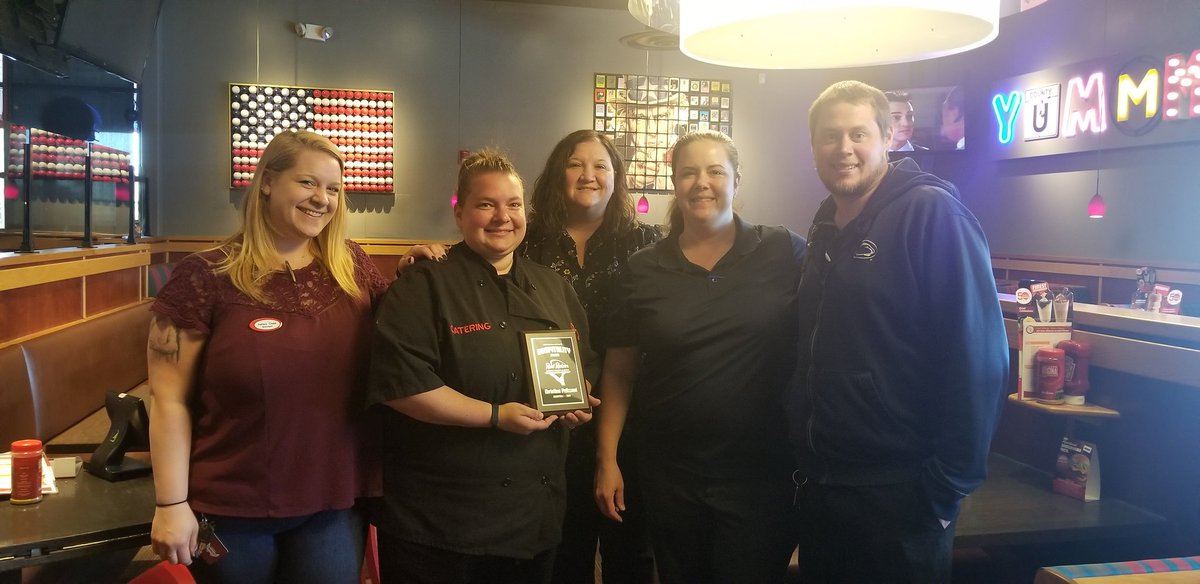 ConsenzaLVRG's tweet photo. So excited to present this well deserved Hospitality Award to Christina at Airport Road today! @HRATYOURSERVICE @RedAirport #lvrgfunaf #extraordinarypeople https://t.co/ILAtWGCd4B