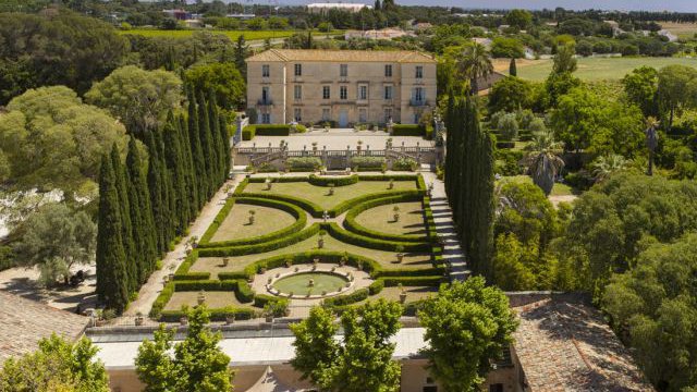 MeilleureDate's tweet photo. La famille Colbert vous ouvre et vous privatise les lieux adéquates du #château de Flaugergues pour vos #events privés ou #pro. Un cadre élégant et atypique pour un #événement inédit à #Montepellier !

Retrouvez les lieux prestigieux de l'hexagone >
https://t.co/sxVtjI1SYM https://t.co/kyKR3v9ilX