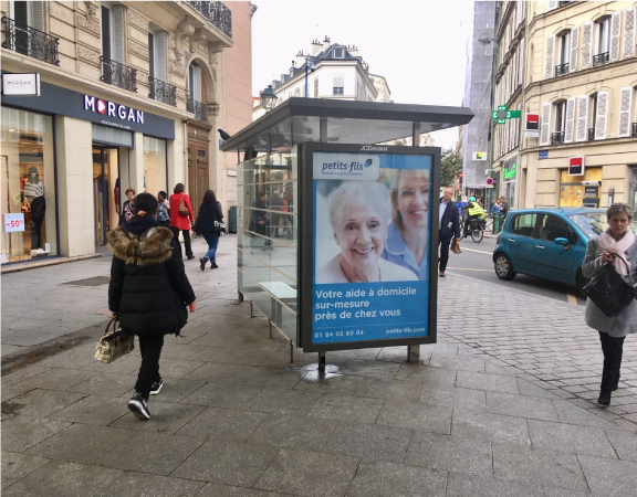 petits_fils's tweet image. 🤩 Petits-fils s’affiche dans les rues d’une vingtaine de villes de France ! 
➡️ Trouvez l'agence la plus proche de chez vous petits-fils.com/nos-agences/ #SAP #JCDecaux