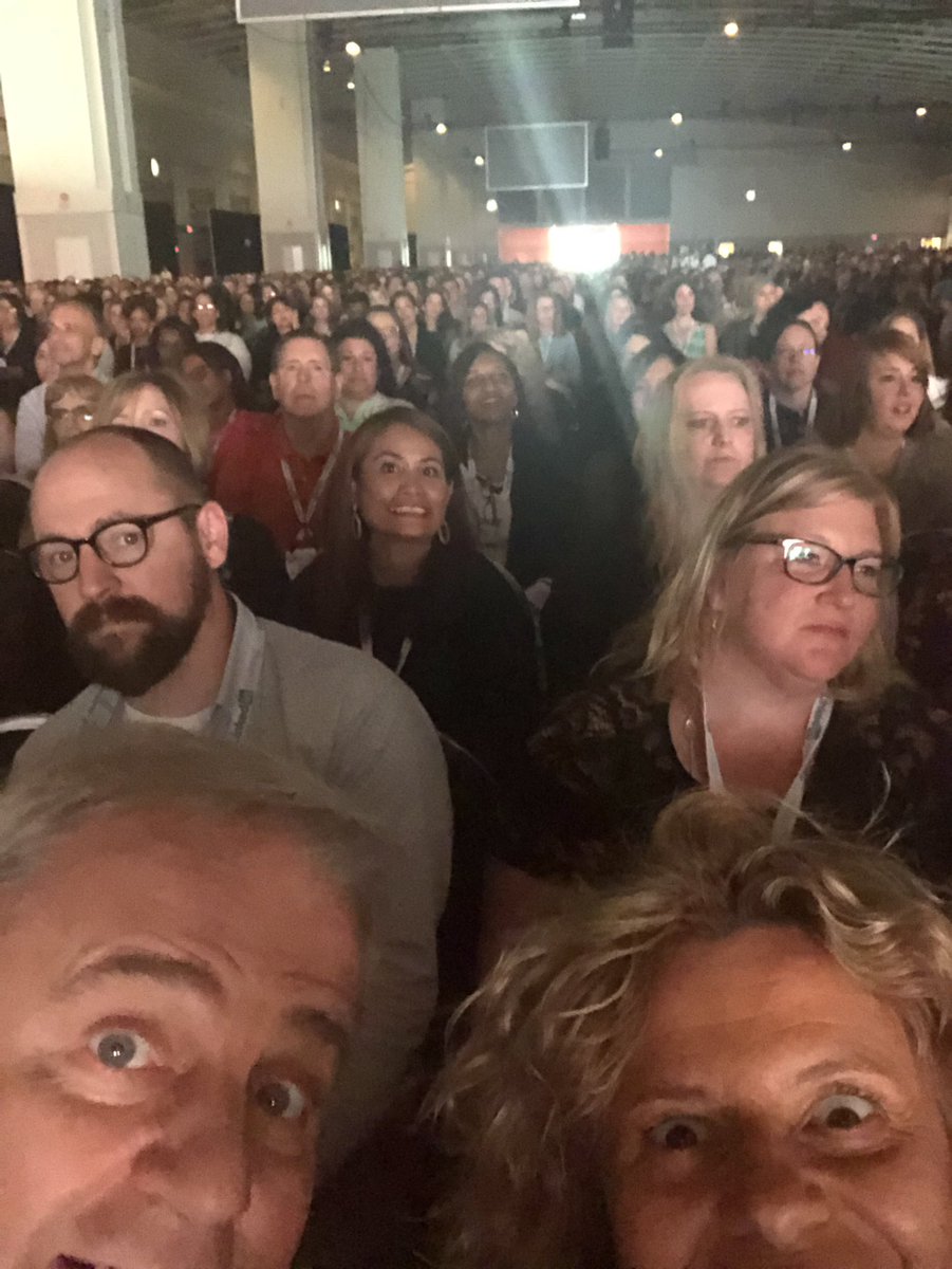 MindMappingLady's tweet photo. All the 13.000 attendes arrived! 😱😳💎 https://t.co/AcUVaIYqs6