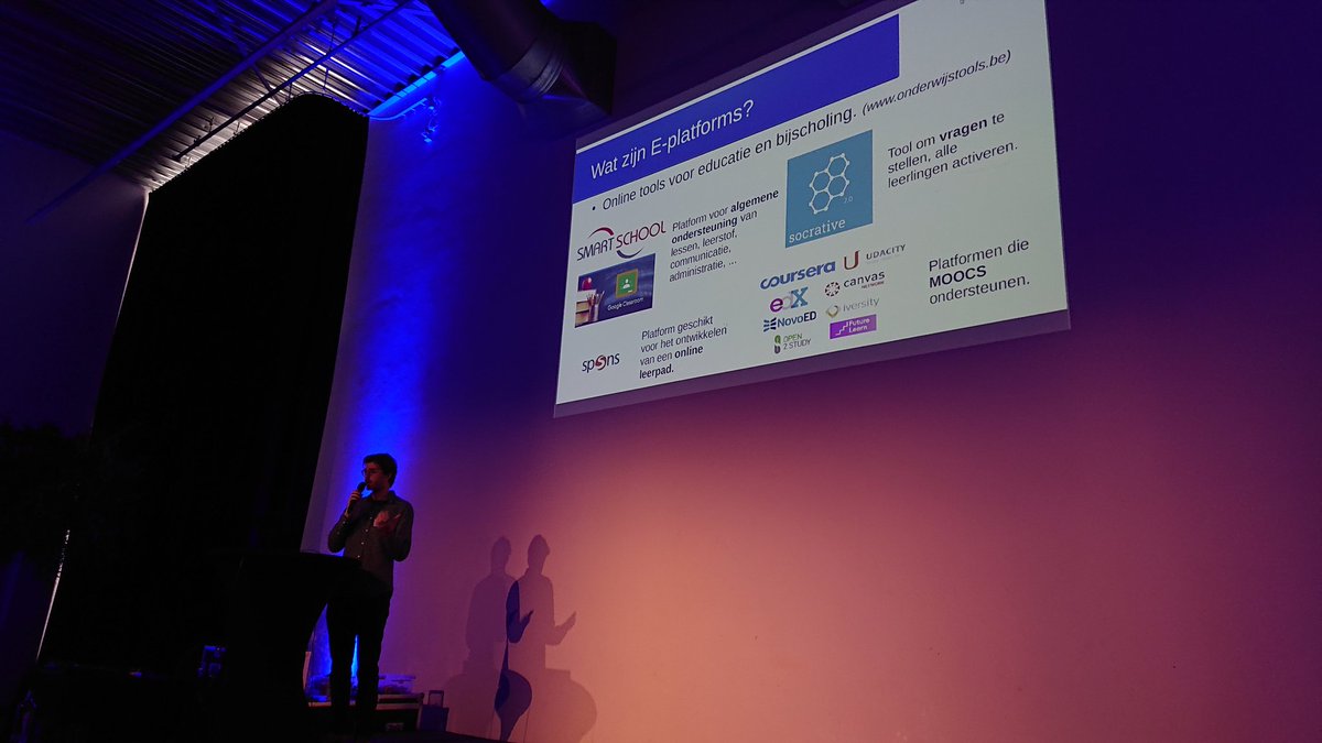 Scivil_Flanders's tweet photo. Thomas Vergauwen vertelt ons hoe hij https://t.co/WCJl7sFVVs gebruikte om een e-learning platform te creëren voor het VLINDER #citizenscience project. #netwerkdagscivil #Scivil https://t.co/9e2fFzXWuE