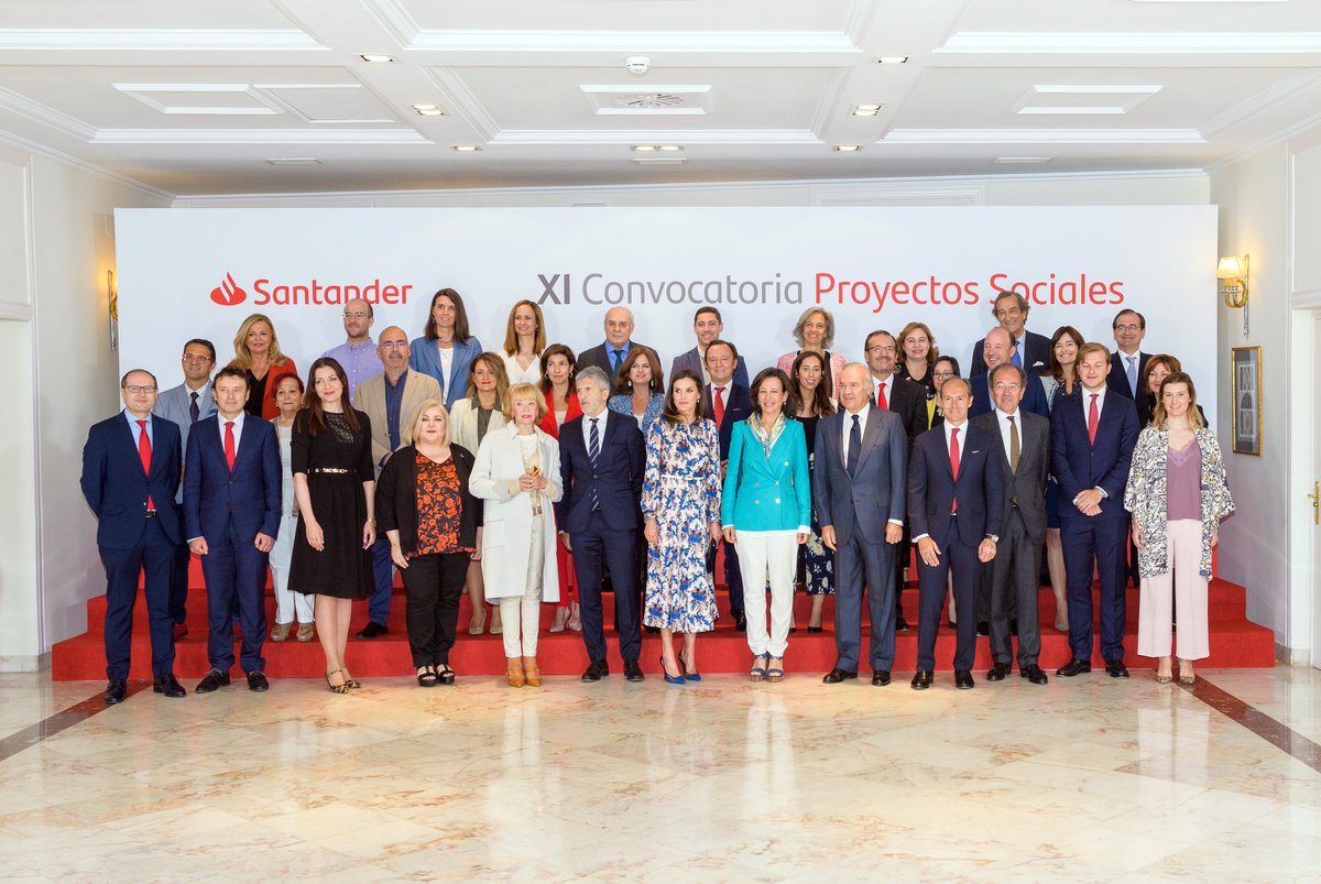 JManuelCendoya's tweet photo. Hoy los protagonistas son los 12 
#ProyectosSociales2019 que han sido elegidos por nuestros empleados de @santander_es, gracias a sus aportaciones al programa 'Euros de tu nómina'. Gracias a todos los empleados y ONGs que dedican su tiempo a hacer una sociedad más justa. https://t.co/ZHu6dNZMma